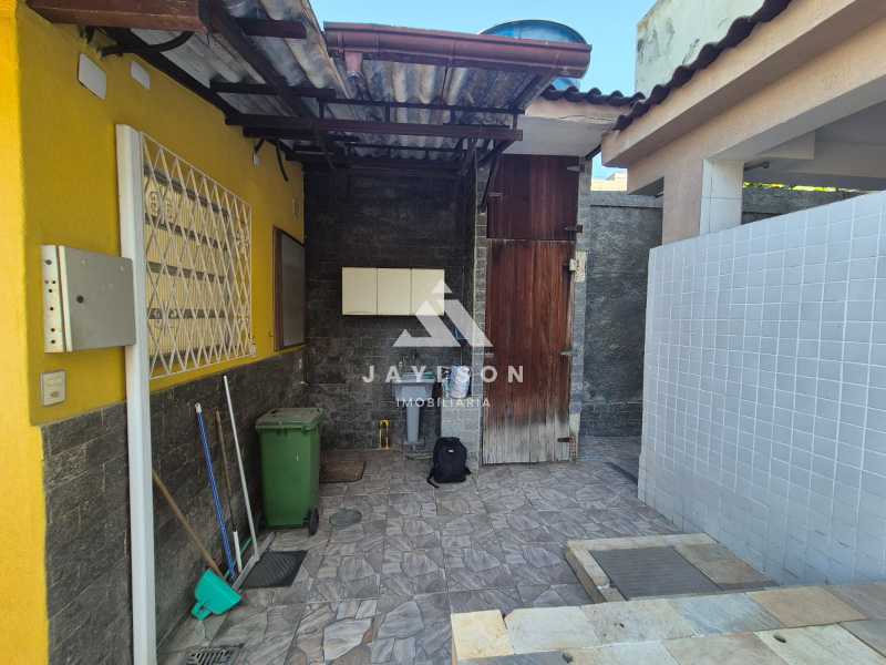 Casa à venda com 2 quartos, 70m² - Foto 23