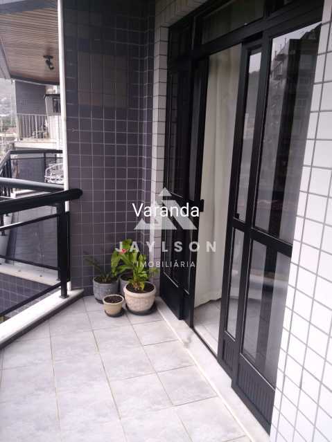 Apartamento à venda com 2 quartos, 115m² - Foto 2