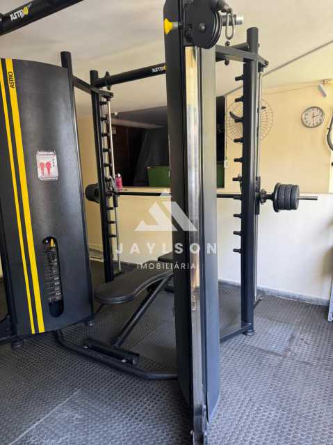 Apartamento à venda com 2 quartos, 115m² - Foto 21