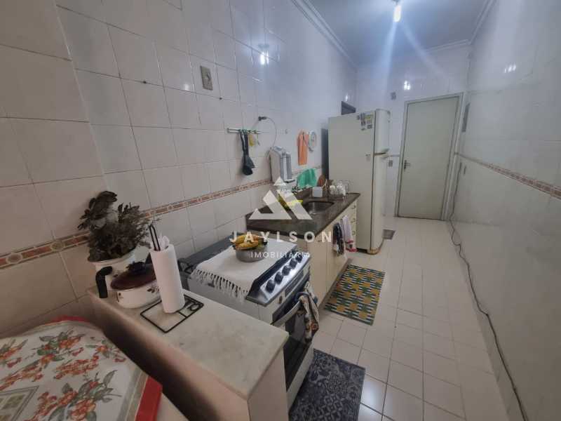 Apartamento à venda com 2 quartos, 75m² - Foto 9