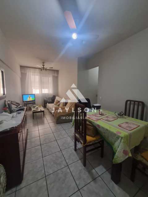 Apartamento à venda com 2 quartos, 75m² - Foto 12