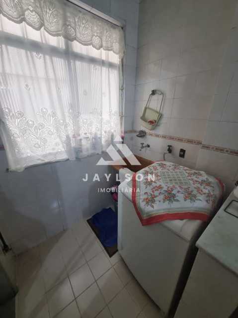 Apartamento à venda com 2 quartos, 75m² - Foto 25