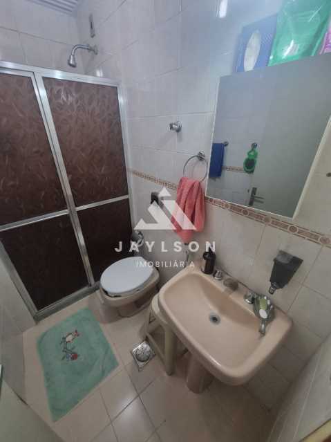 Apartamento à venda com 2 quartos, 75m² - Foto 28