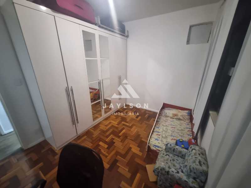 Apartamento à venda com 2 quartos, 61m² - Foto 12