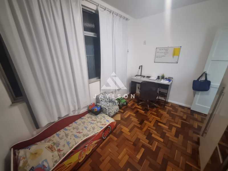 Apartamento à venda com 2 quartos, 61m² - Foto 13