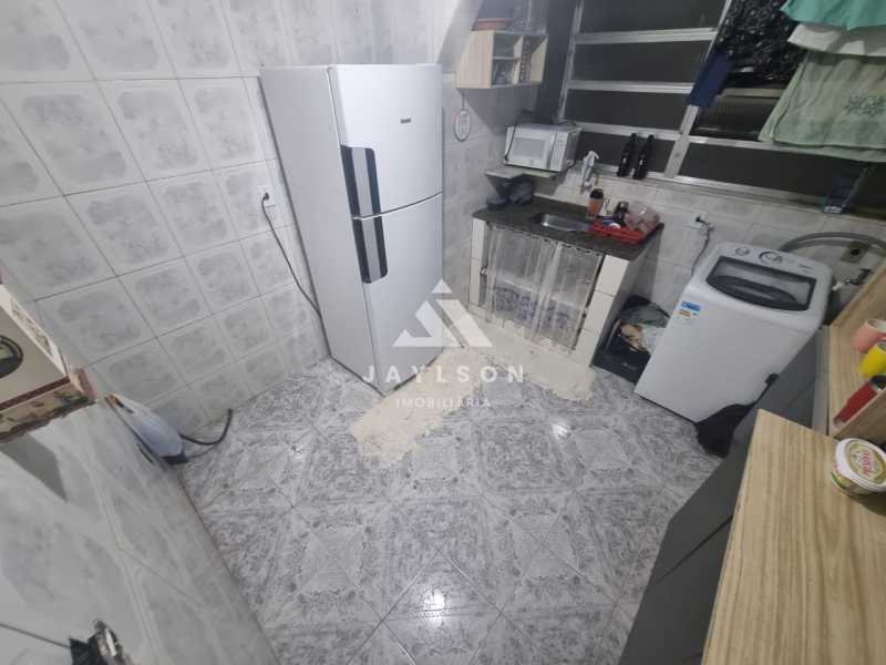 Apartamento à venda com 2 quartos, 61m² - Foto 16