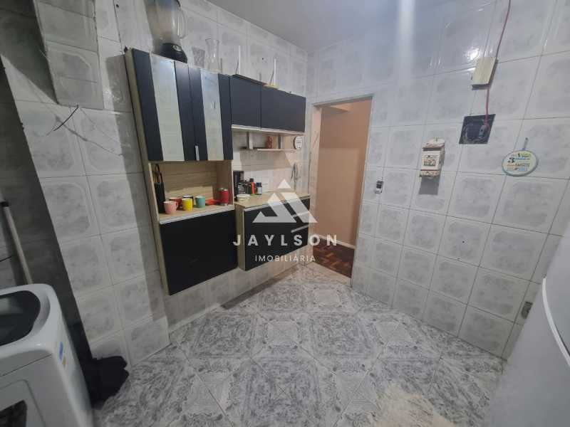 Apartamento à venda com 2 quartos, 61m² - Foto 19