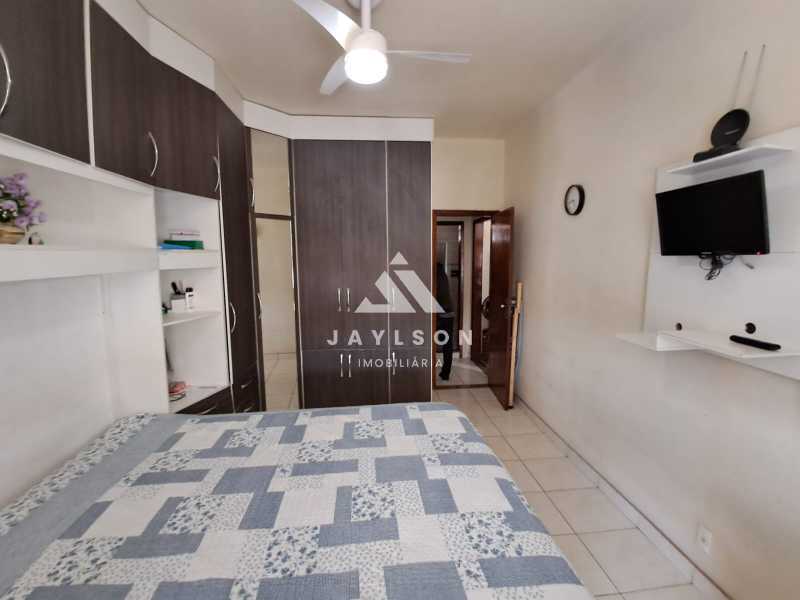 Apartamento à venda com 2 quartos, 70m² - Foto 21