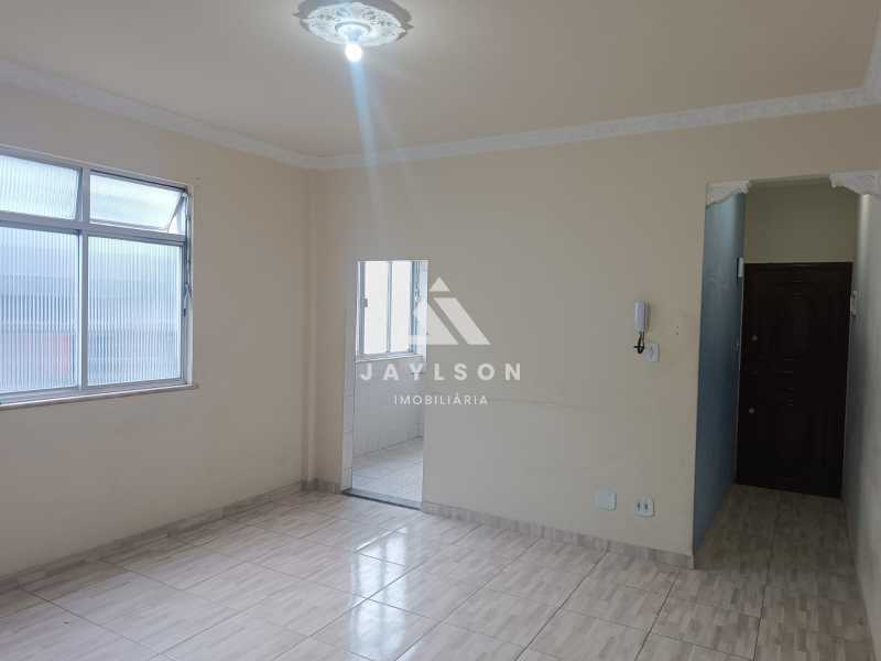 Apartamento à venda com 3 quartos, 76m² - Foto 7