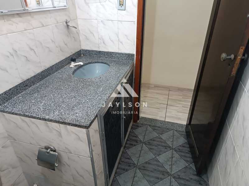 Apartamento à venda com 3 quartos, 76m² - Foto 15