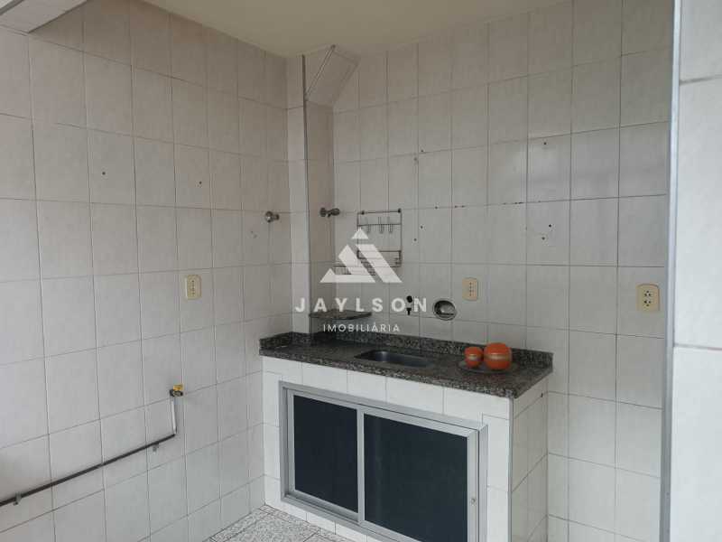 Apartamento à venda com 3 quartos, 76m² - Foto 17