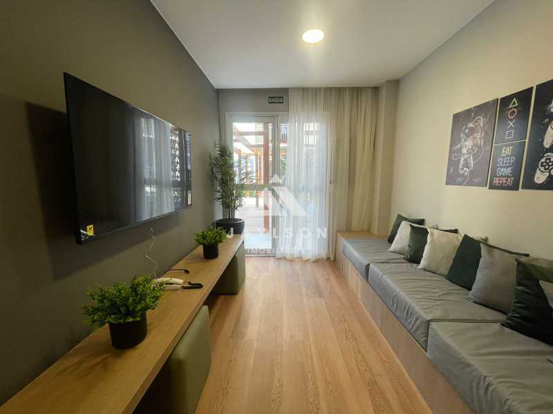 Apartamento à venda com 1 quarto, 33m² - Foto 13