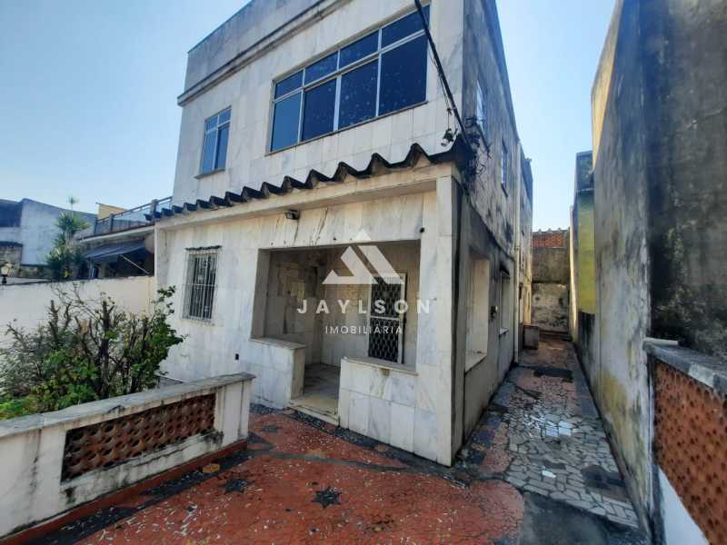 Casa à venda com 4 quartos, 180m² - Foto 4