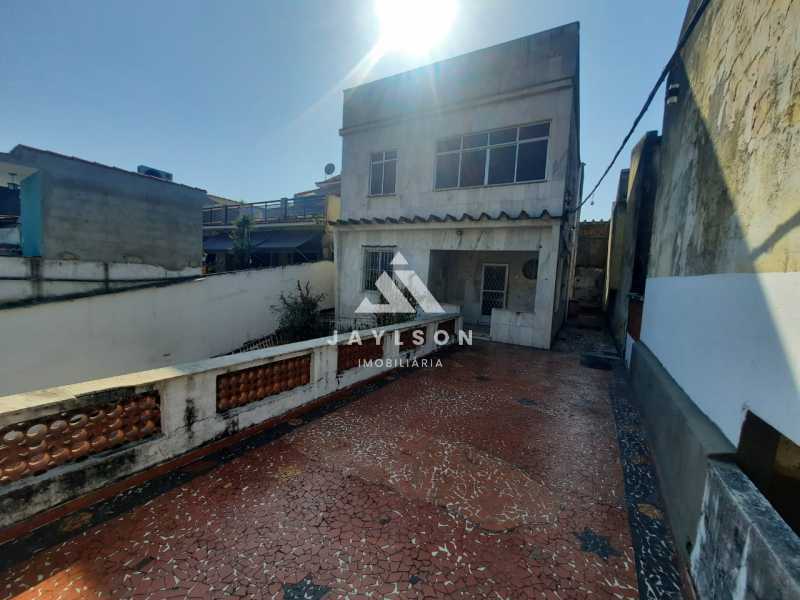 Casa à venda com 4 quartos, 180m² - Foto 10