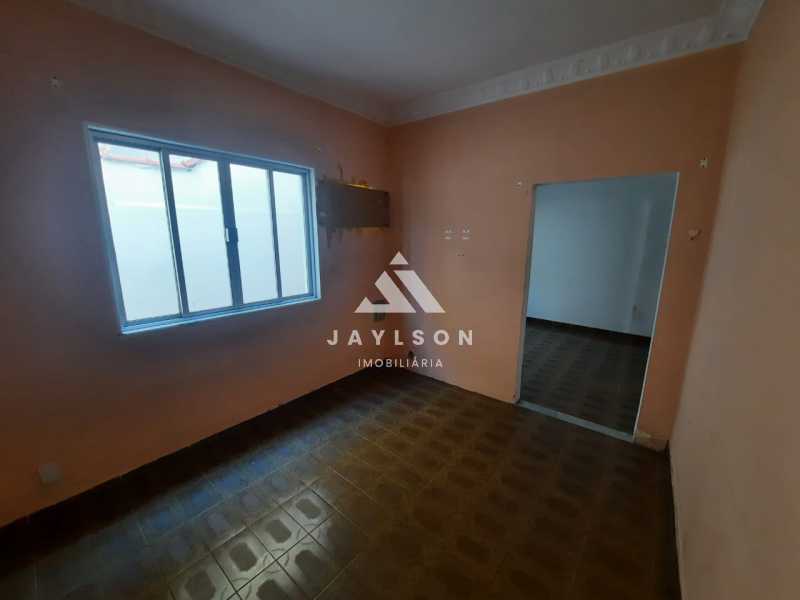 Casa à venda com 4 quartos, 180m² - Foto 17