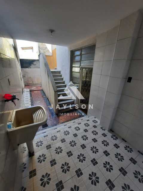 Casa à venda com 4 quartos, 180m² - Foto 27