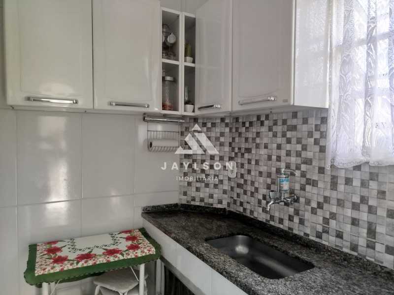 Apartamento à venda com 2 quartos, 85m² - Foto 23