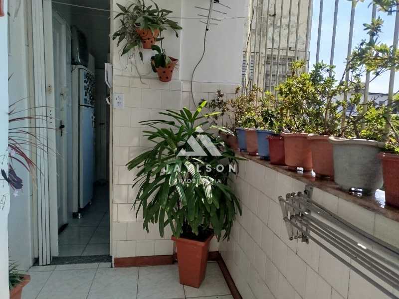 Apartamento à venda com 2 quartos, 85m² - Foto 24