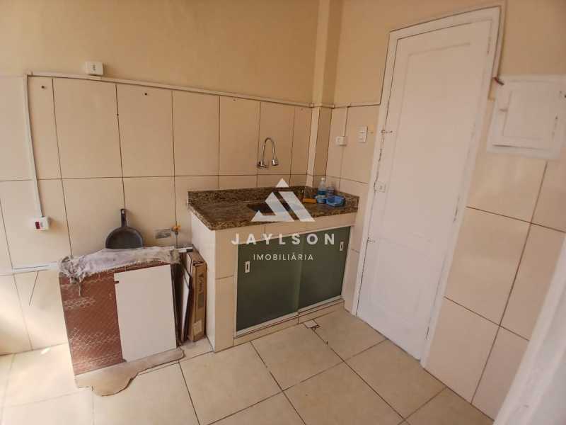 Apartamento à venda com 2 quartos, 60m² - Foto 20