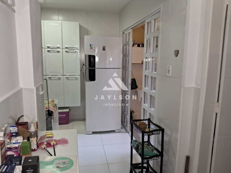 Casa de Vila à venda com 2 quartos, 70m² - Foto 11