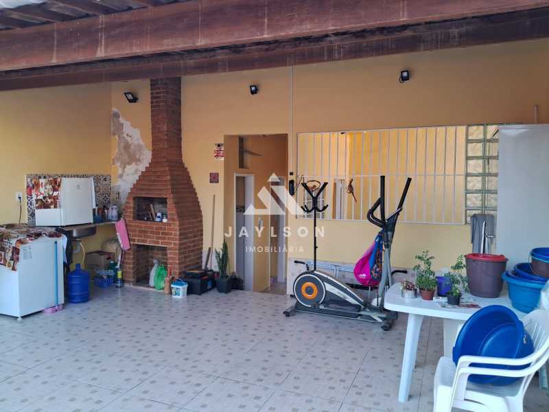 Casa de Vila à venda com 2 quartos, 70m² - Foto 23