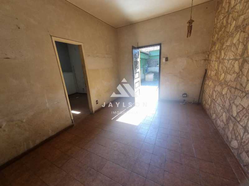 Casa à venda com 4 quartos, 130m² - Foto 13