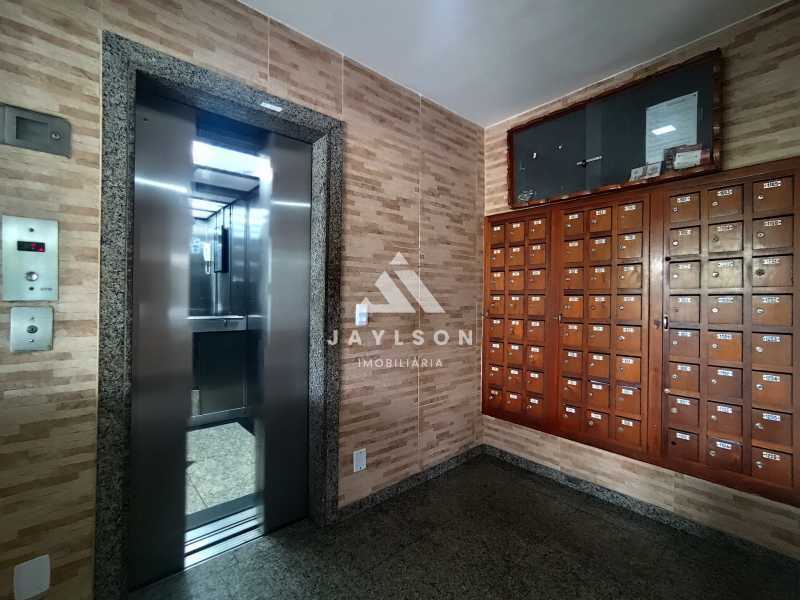 Apartamento à venda com 2 quartos, 63m² - Foto 8