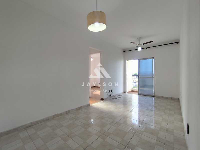 Apartamento à venda com 2 quartos, 63m² - Foto 12