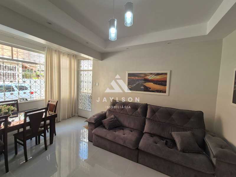 Casa de Vila à venda com 2 quartos, 70m² - Foto 9