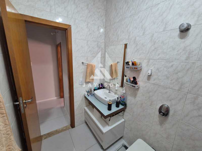 Casa de Vila à venda com 2 quartos, 70m² - Foto 24