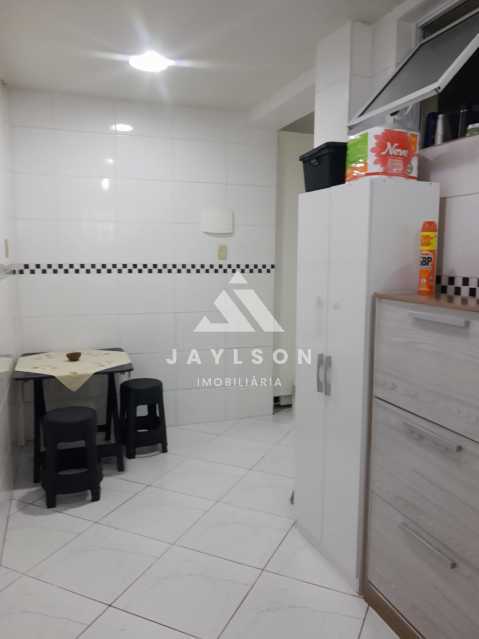 Apartamento à venda com 2 quartos, 66m² - Foto 15