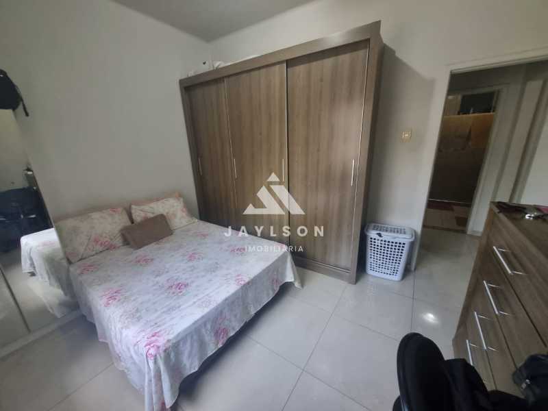 Apartamento à venda com 2 quartos, 66m² - Foto 21