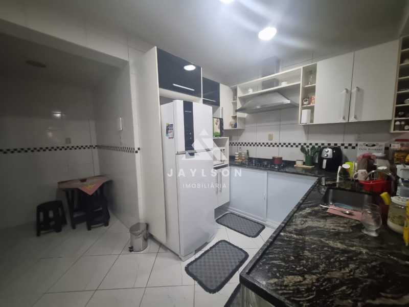 Apartamento à venda com 2 quartos, 66m² - Foto 11