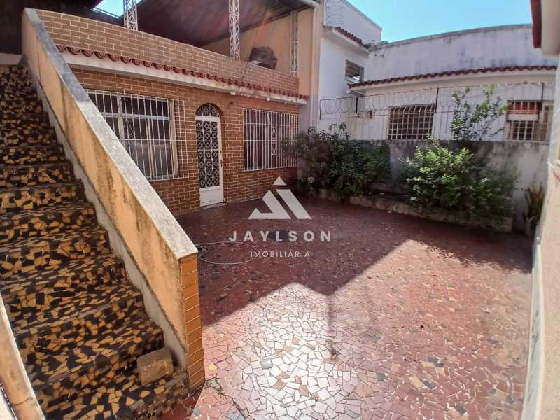 Casa à venda com 4 quartos, 130m² - Foto 17