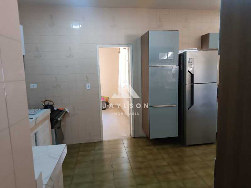 Casa à venda com 3 quartos, 60m² - Foto 28