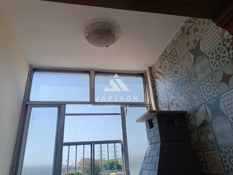 Apartamento à venda com 2 quartos, 60m² - Foto 14