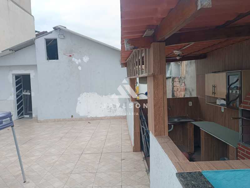 Casa à venda com 3 quartos, 98m² - Foto 18