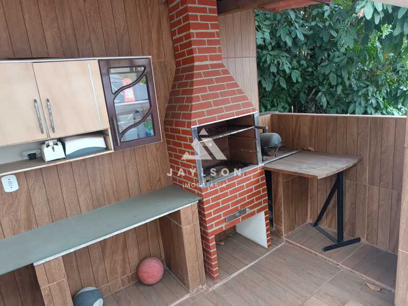 Casa à venda com 3 quartos, 98m² - Foto 20