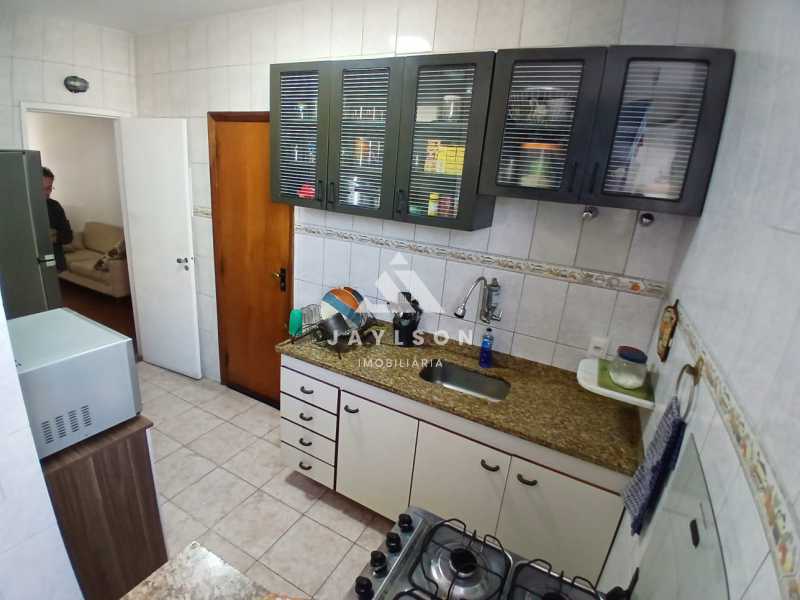 Apartamento à venda com 1 quarto, 62m² - Foto 16