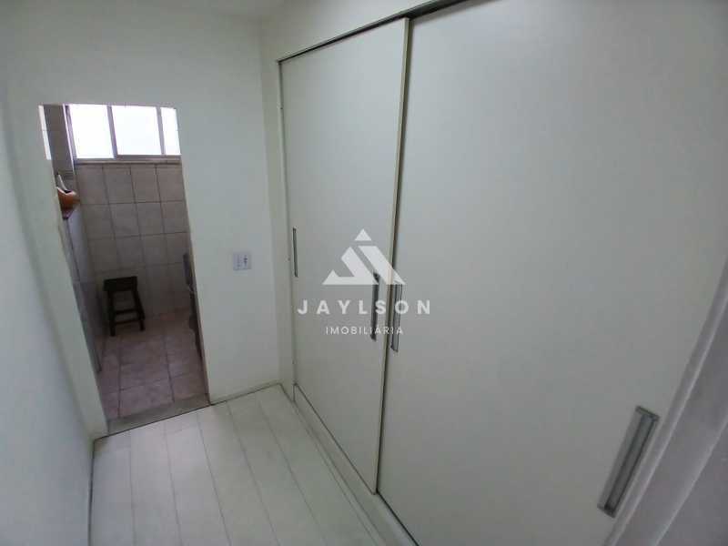 Apartamento à venda com 1 quarto, 62m² - Foto 19