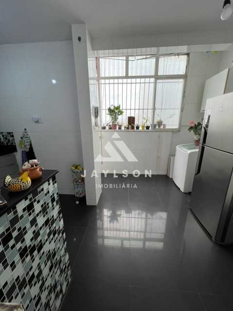 Apartamento à venda com 2 quartos, 77m² - Foto 13