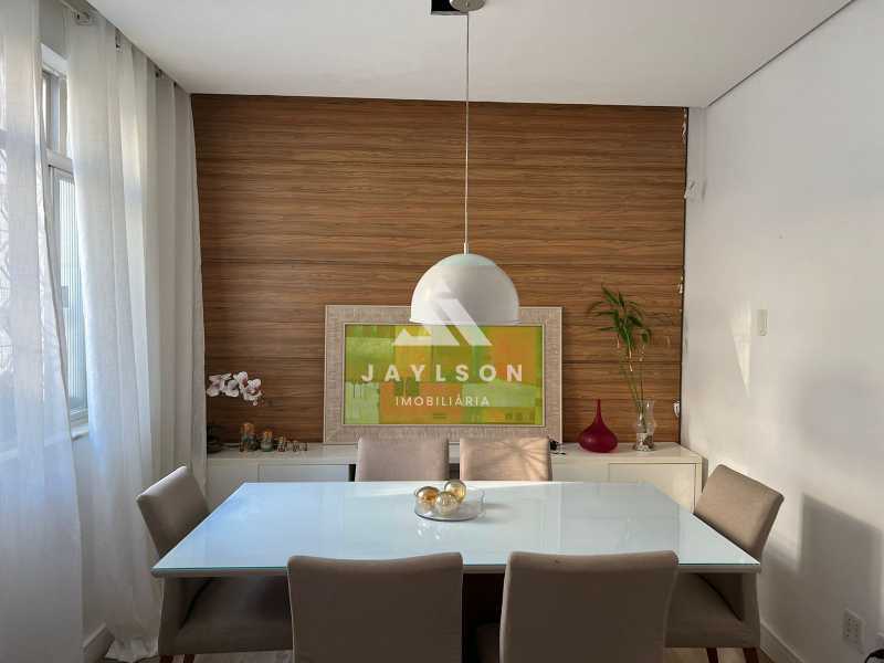 Apartamento à venda com 2 quartos, 77m² - Foto 4