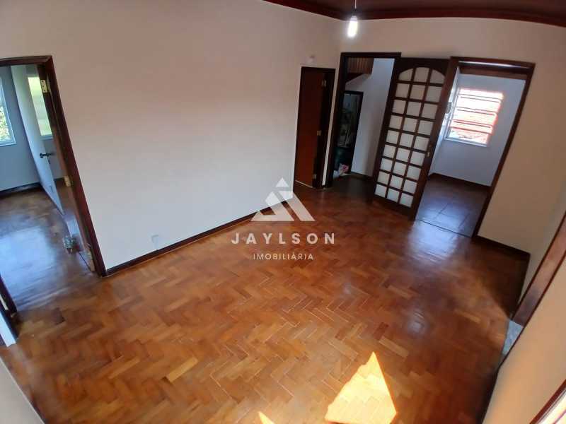 Apartamento à venda com 2 quartos, 63m² - Foto 1