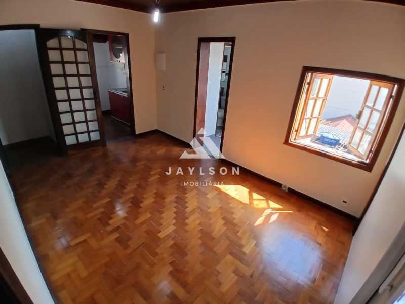 Apartamento à venda com 2 quartos, 63m² - Foto 2