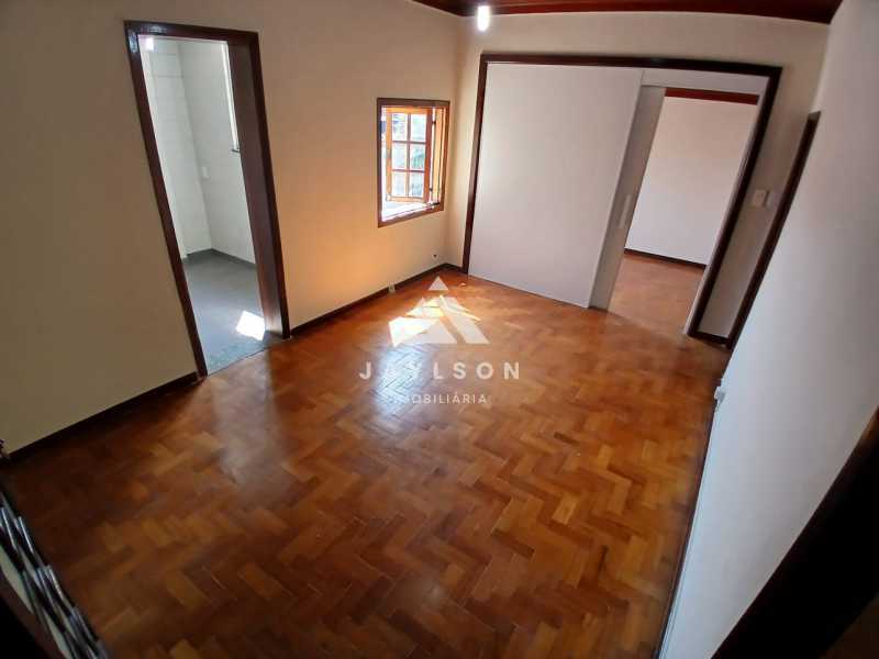 Apartamento à venda com 2 quartos, 63m² - Foto 4