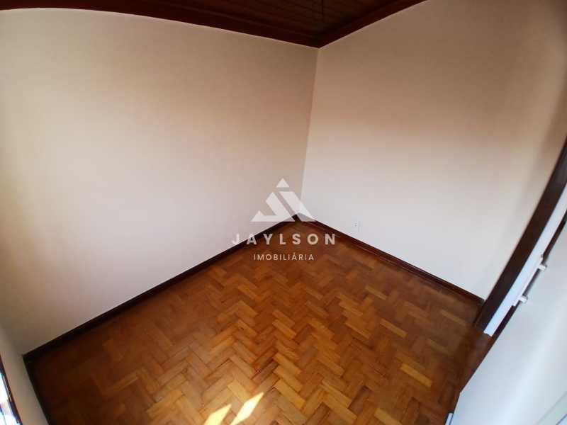 Apartamento à venda com 2 quartos, 63m² - Foto 7