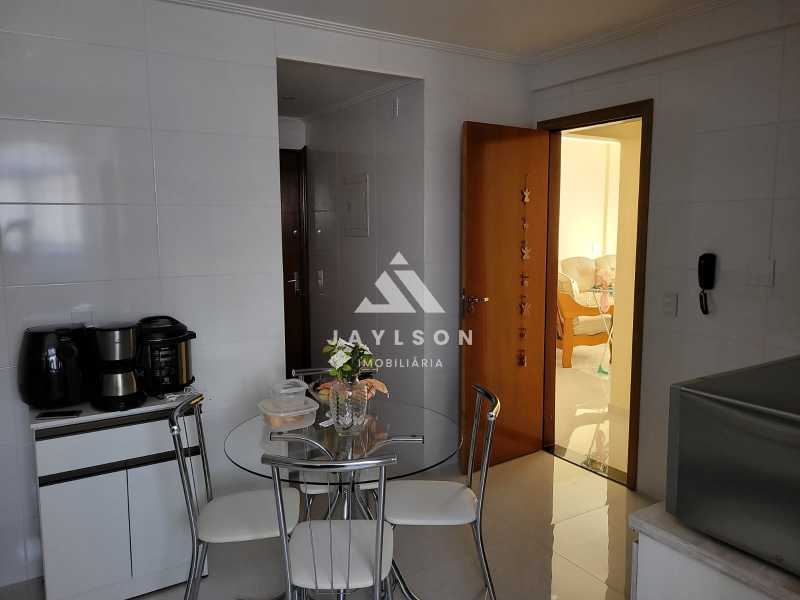 Apartamento à venda com 2 quartos, 107m² - Foto 22