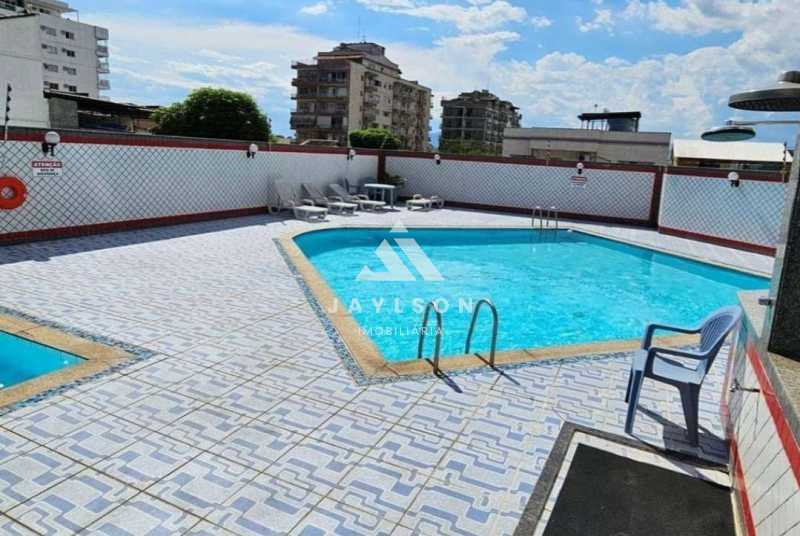 Apartamento à venda com 2 quartos, 107m² - Foto 3