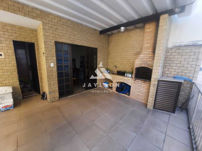 Casa à venda com 3 quartos, 98m² - Foto 24