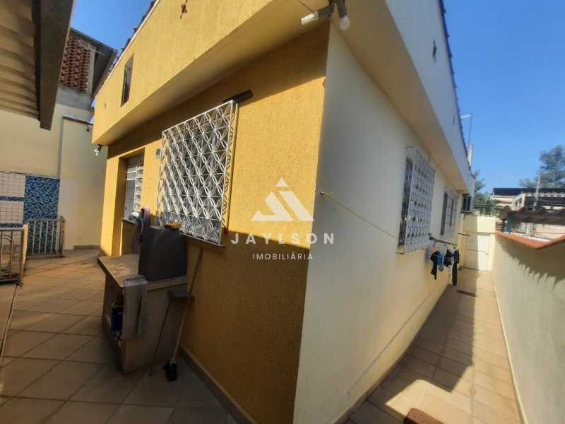 Casa à venda com 3 quartos, 98m² - Foto 26